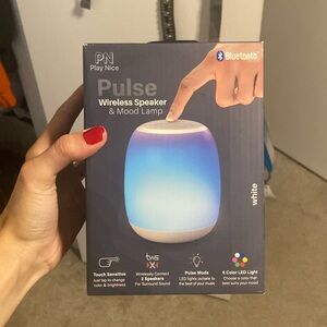 Wireless speaker and mood lamp